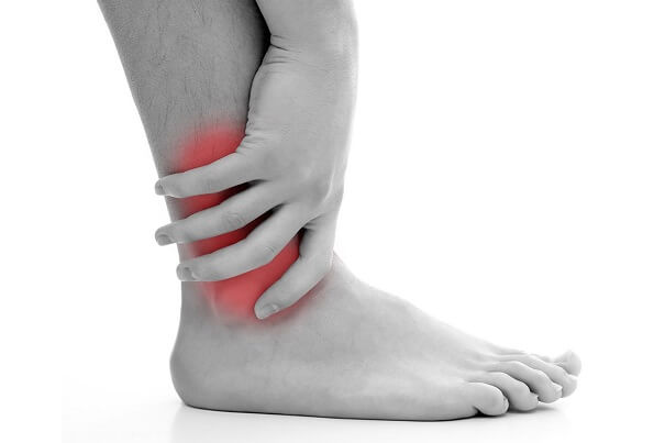 Viêm khớp cổ chân – nguyên nhân và triệu chứng